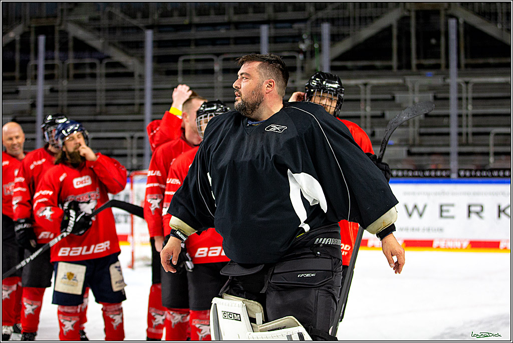 PENNY DEL; Koelner Haie- Red BUll Muenchen Sponsorenspiel; Koeln, 08.11.2022